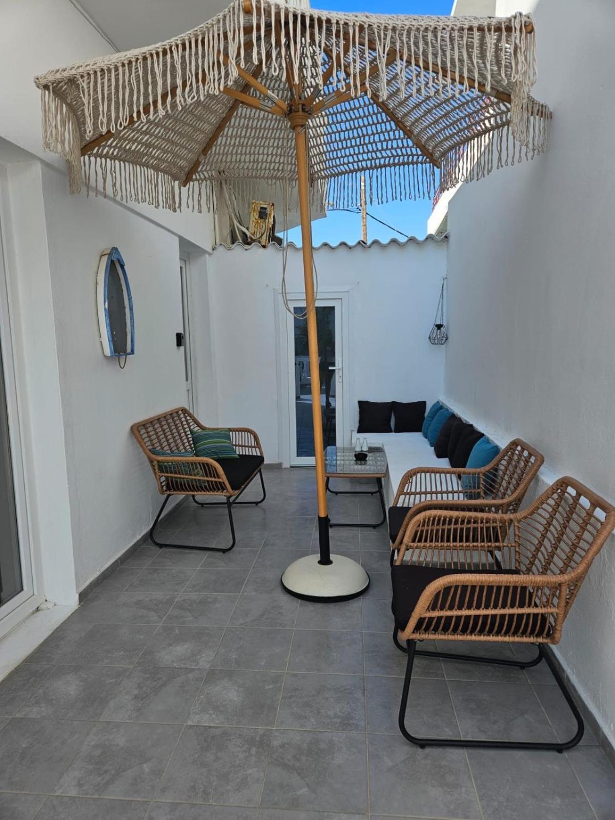 Eris Studios Adamantas  Exteriör bild