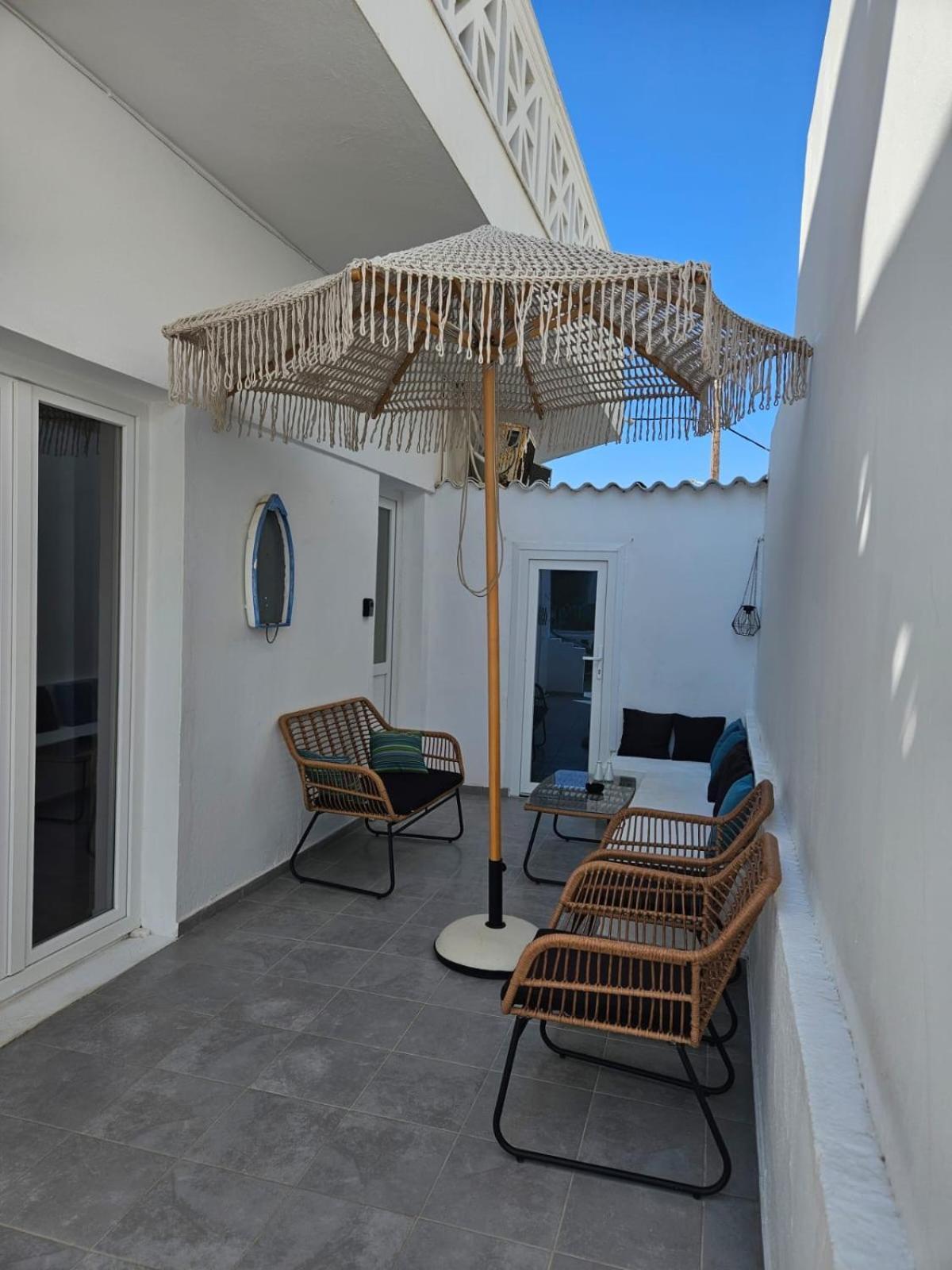 Eris Studios Adamantas  Exteriör bild