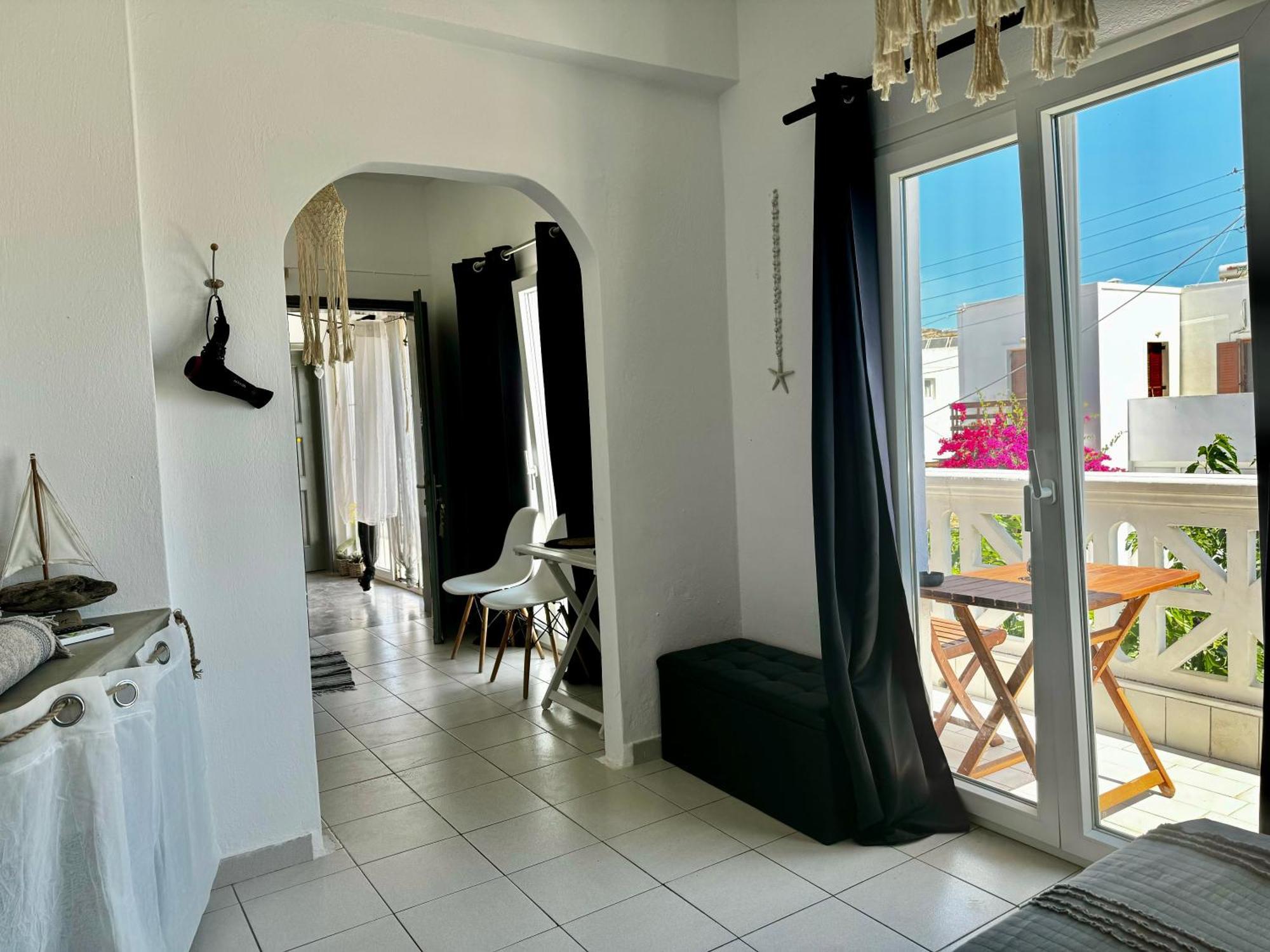 Eris Studios Adamantas  Exteriör bild