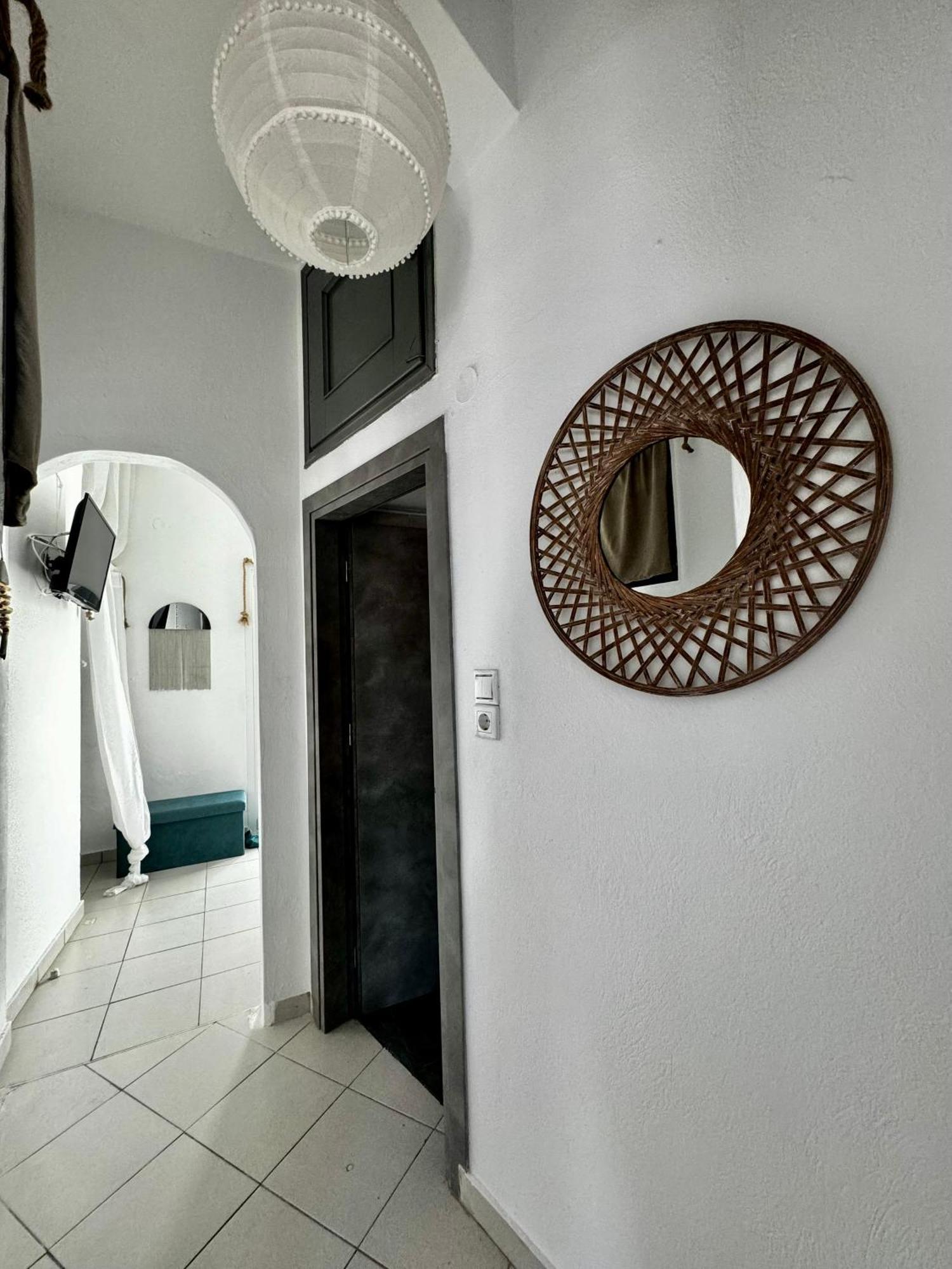 Eris Studios Adamantas  Exteriör bild