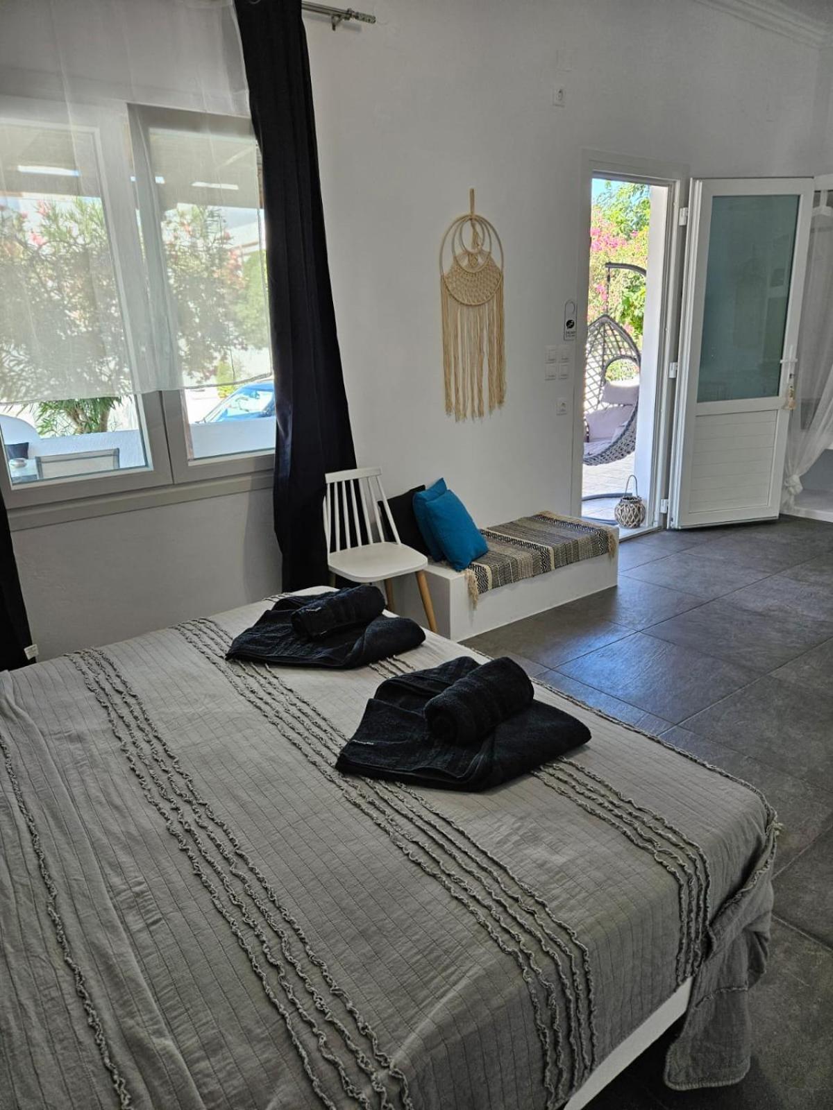 Eris Studios Adamantas  Exteriör bild