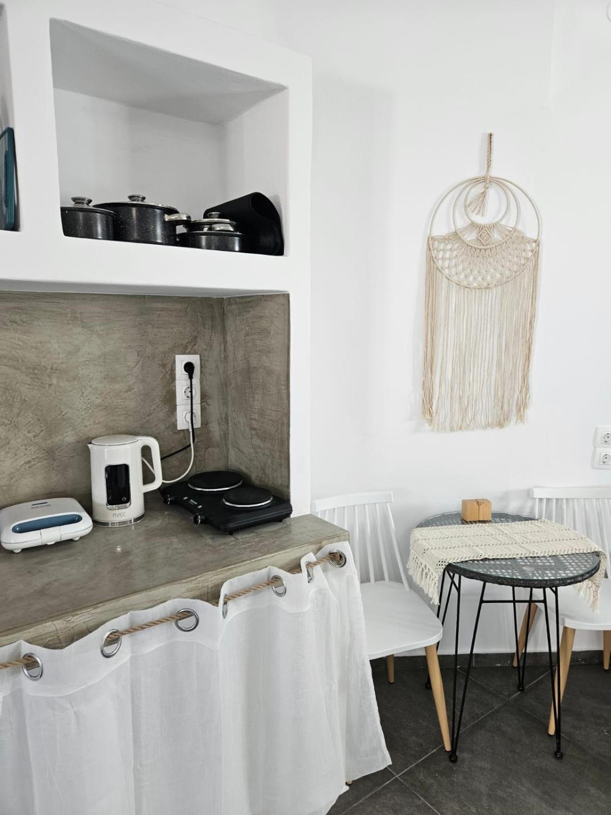 Eris Studios Adamantas  Exteriör bild